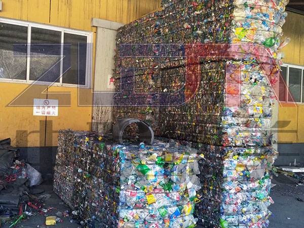 120噸廢紙打包機(jī)