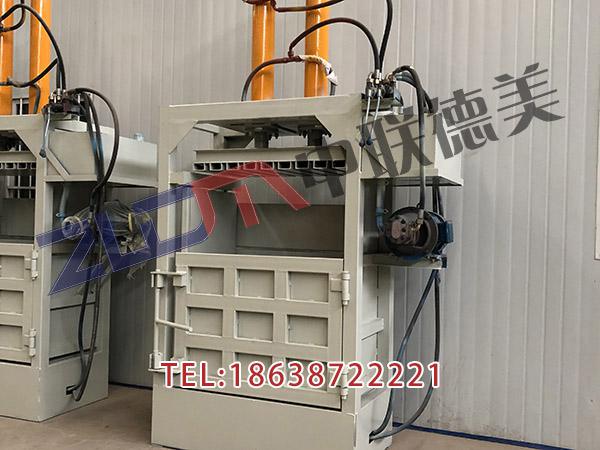 吉林自動(dòng)廢紙打包機(jī)特點(diǎn)