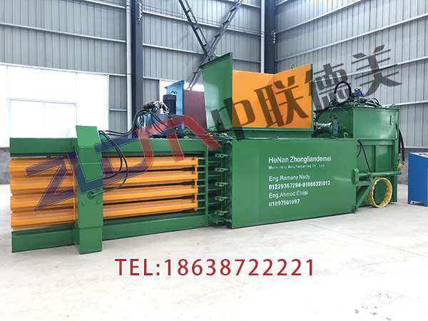 吉林臥式半自動廢紙打包機工作